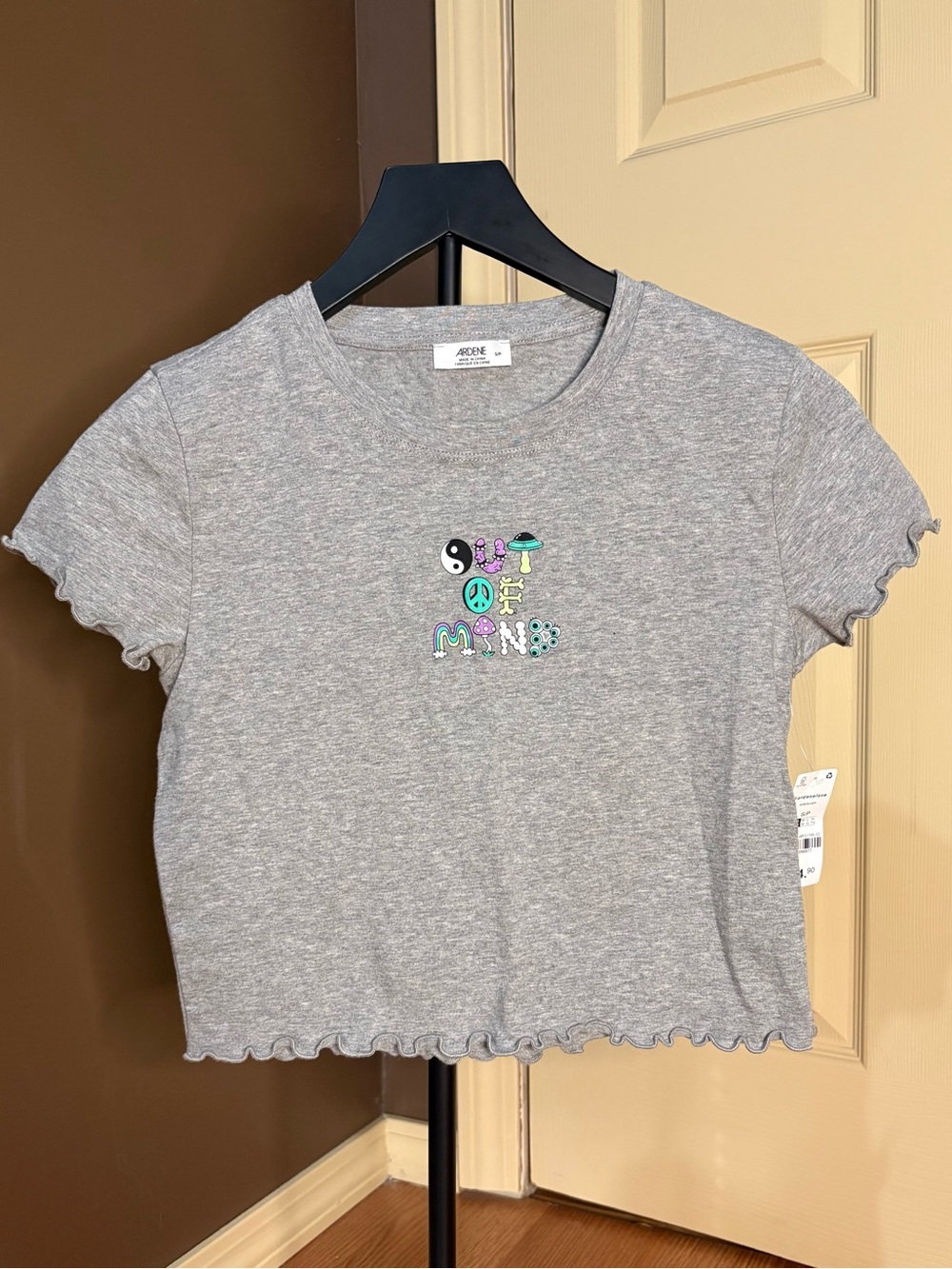 Ardene Gray Short Sleeve Tee with Colorful 'Be Mine' Graphic